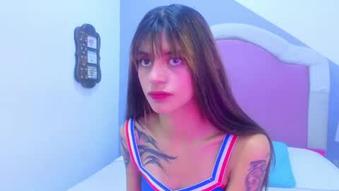 sofy_durand online show from April 18, 2026, 11:58 am