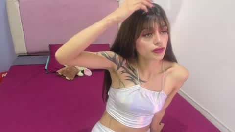 sofy_durand online show from April 27, 2026, 12:14 pm