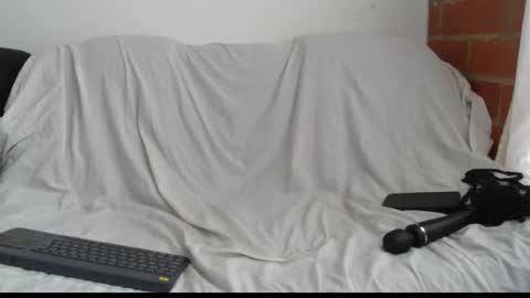  Sofy  online show from May 20, 2026, 1:39 pm