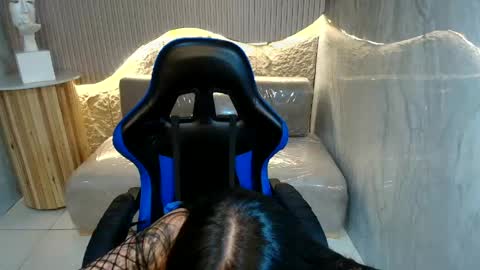 Snapshot of sol__r chatting on May 13, 2026, 8:38 pm Sun online show from May 13, 2026, 8:38 pm