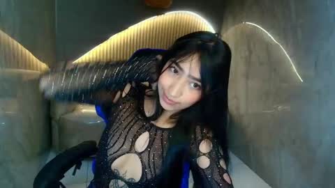 Snapshot of sol__r chatting on May 23, 2026, 1:04 pm Sun online show from May 23, 2026, 1:04 pm