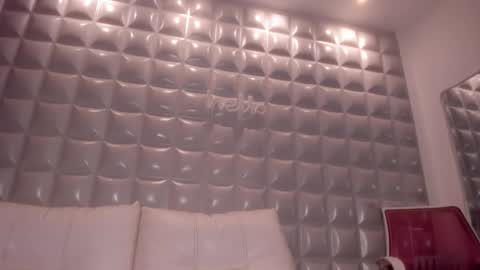 SOL  ANGEL online show from March 14, 2026, 2:33 pm