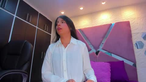 SOL  ANGEL online show from May 19, 2026, 4:13 pm