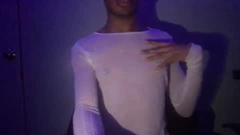 Snapshot of solaceeve chatting on December 3, 2024, 3:20 am SolaceEve online show from December 3, 2024, 3:20 am