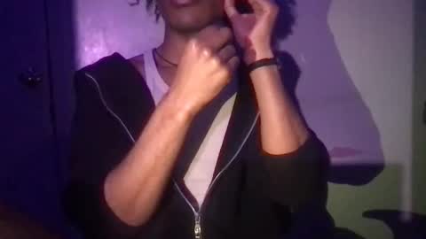 Snapshot of solaceeve chatting on February 26, 2025, 12:27 am SolaceEve online show from February 26, 2025, 12:27 am