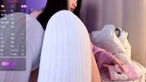 Snapshot of solar_marin chatting on February 16, 2026, 8:49 pm Rin online show from February 16, 2026, 8:49 pm