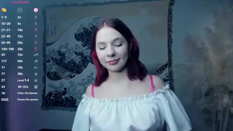 Snapshot of solar_spark chatting on December 16, 2025, 6:07 am Bella online show from December 16, 2025, 6:07 am