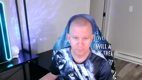 Snapshot of solarlunar1 chatting on September 16, 2025, 8:43 pm just ask online show from September 16, 2025, 8:43 pm