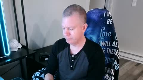 Snapshot of solarlunar1 chatting on September 22, 2025, 4:09 pm just ask online show from September 22, 2025, 4:09 pm