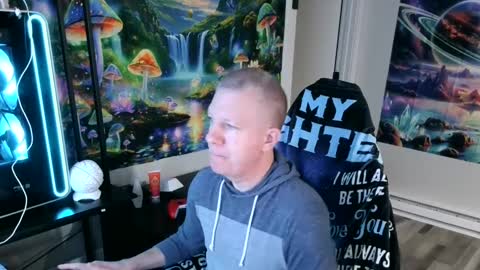 Snapshot of solarlunar1 chatting on October 6, 2025, 9:34 pm just ask online show from October 6, 2025, 9:34 pm