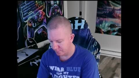 Snapshot of solarlunar1 chatting on November 15, 2025, 12:52 am just ask online show from November 15, 2025, 12:52 am