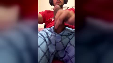 solofatxxx online show from May 22, 2026, 5:47 am