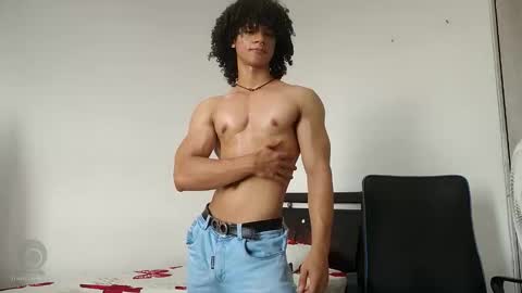 Hi Im Weller Check my Bio  online show from May 7, 2026, 9:31 pm