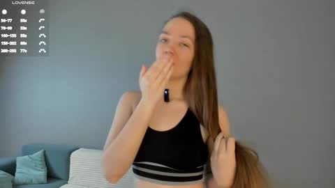 Marie online show from March 17, 2026, 1:10 am