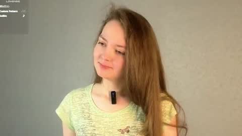 Marie online show from March 18, 2026, 2:26 am