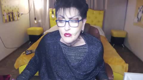 Snapshot of sondrariddle chatting on May 3, 2026, 6:58 pm sondrariddle online show from May 3, 2026, 6:58 pm