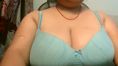 soni88888 online show from February 14, 2025, 3:36 pm