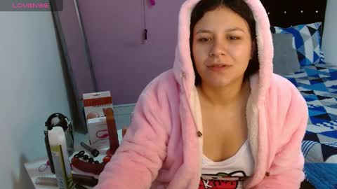 Snapshot of soniafuckboobs chatting on December 7, 2024, 12:13 pm soniafuckboobs online show from December 7, 2024, 12:13 pm