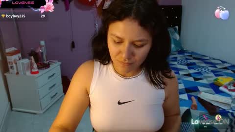 sonialatin69 online show from February 17, 2025, 6:26 pm