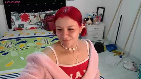sonialatin69 online show from April 24, 2026, 3:14 pm