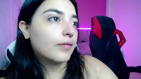 sonic_jess07 online show from June 7, 2026, 9:57 am