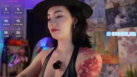 Sonnie online show from October 29, 2025, 12:51 pm