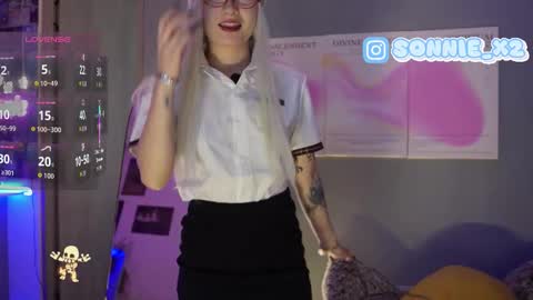 Sonnie online show from January 6, 2026, 1:37 pm