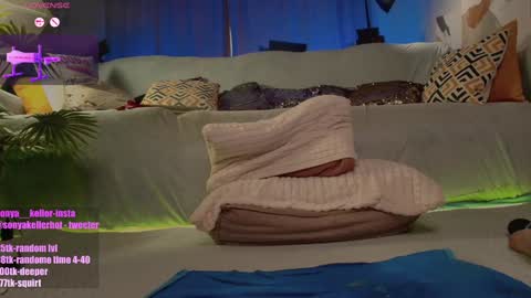 Snapshot of sonya_keller chatting on October 17, 2025, 2:19 pm Sonya online show from October 17, 2025, 2:19 pm