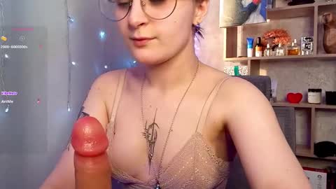 Snapshot of sonya_mikki chatting on February 25, 2025, 2:58 am Sonya online show from February 25, 2025, 2:58 am