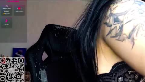 Snapshot of sonya_mikki chatting on November 25, 2025, 5:40 am Sonya online show from November 25, 2025, 5:40 am