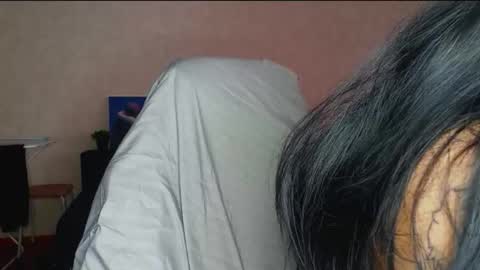 Snapshot of sonya_mikki chatting on December 14, 2025, 3:12 am Sonya online show from December 14, 2025, 3:12 am