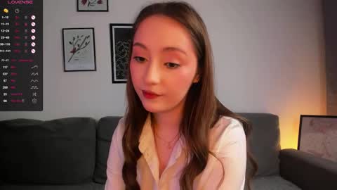 Snapshot of sonya_swee1 chatting on March 7, 2026, 12:02 pm Sonya online show from March 7, 2026, 12:02 pm