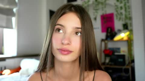 Snapshot of sonyaericsson chatting on June 4, 2026, 9:15 am Eva 3 online show from June 4, 2026, 9:15 am