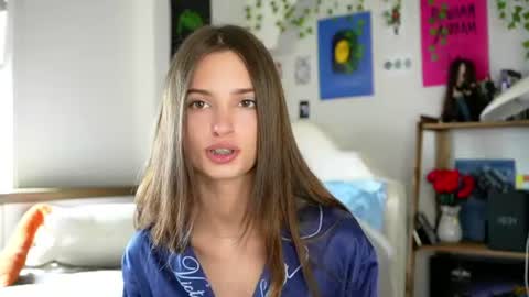 Snapshot of sonyaericsson chatting on June 19, 2026, 7:34 am Eva 3 online show from June 19, 2026, 7:34 am
