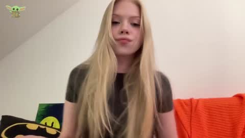 Sonya  Instagram   Twitter sonyaplushgirl  OnlyFans sonyaplush online show from December 11, 2024, 8:50 pm