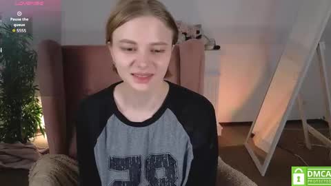Snapshot of sookonstellita chatting on May 20, 2026, 12:28 am Litta online show from May 20, 2026, 12:28 am
