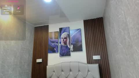 Snapshot of sophi_thaylorr chatting on October 1, 2025, 12:44 pm Sophi Thaylorr online show from October 1, 2025, 12:44 pm