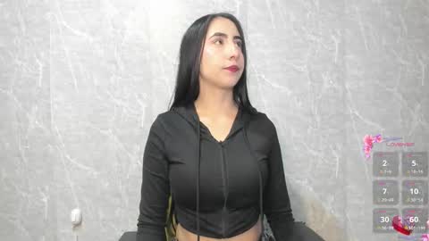 Snapshot of sophi_thaylorr chatting on October 14, 2025, 1:23 pm Sophi Thaylorr online show from October 14, 2025, 1:23 pm