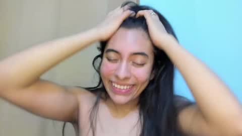 Snapshot of sophia_118 chatting on May 18, 2026, 5:52 pm sophia_118 online show from May 18, 2026, 5:52 pm