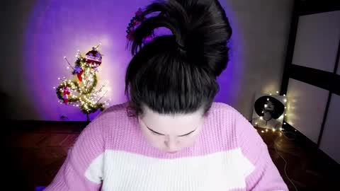 sophia__olsen online show from January 7, 2026, 9:01 am