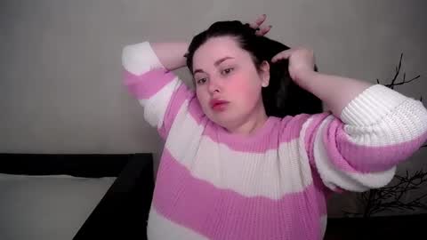 sophia__olsen online show from May 1, 2026, 6:29 am