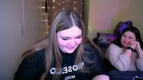 sophia__olsen online show from May 26, 2026, 5:36 am
