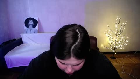 sophia__olsen online show from June 26, 2026, 6:51 am
