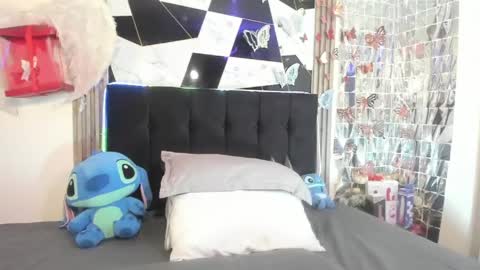 Sophia online show from May 1, 2026, 3:00 am
