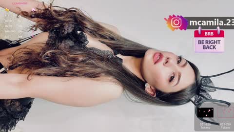 Snapshot of sophia_bones chatting on January 3, 2025, 1:27 am SophiI online show from January 3, 2025, 1:27 am