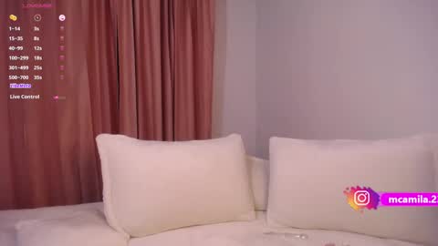 Snapshot of sophia_bones chatting on February 11, 2025, 10:39 pm SophiI online show from February 11, 2025, 10:39 pm