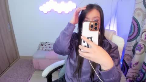 Snapshot of sophia_grants chatting on May 24, 2026, 5:45 am sophia_grants online show from May 24, 2026, 5:45 am
