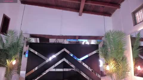 Snapshot of sophia_greey_ chatting on May 28, 2026, 6:27 pm Shopia online show from May 28, 2026, 6:27 pm