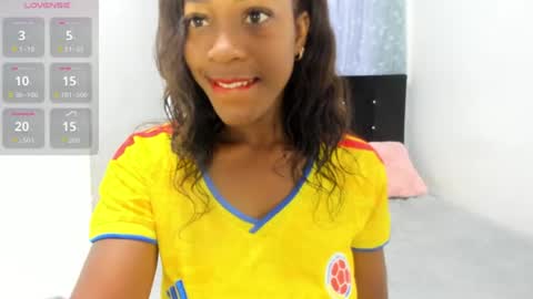 sophia_moons_ online show from July 4, 2026, 11:27 am