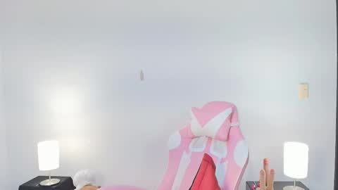 Sophia Storm online show from November 7, 2025, 2:33 am